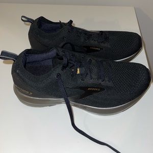 Women’s Brooks Levitate 3